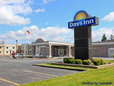 Days Inn By Wyndham Batavia Darien Lake Theme Park Eksteriør billede